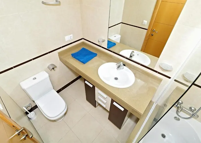 Almadraba Vyb アパート *